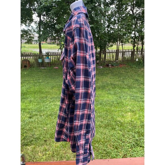 Wrangler Mens XL Red & Blue Plaid Button-Up Shirt With Dual Chest Pockets - Picture 2 of 8